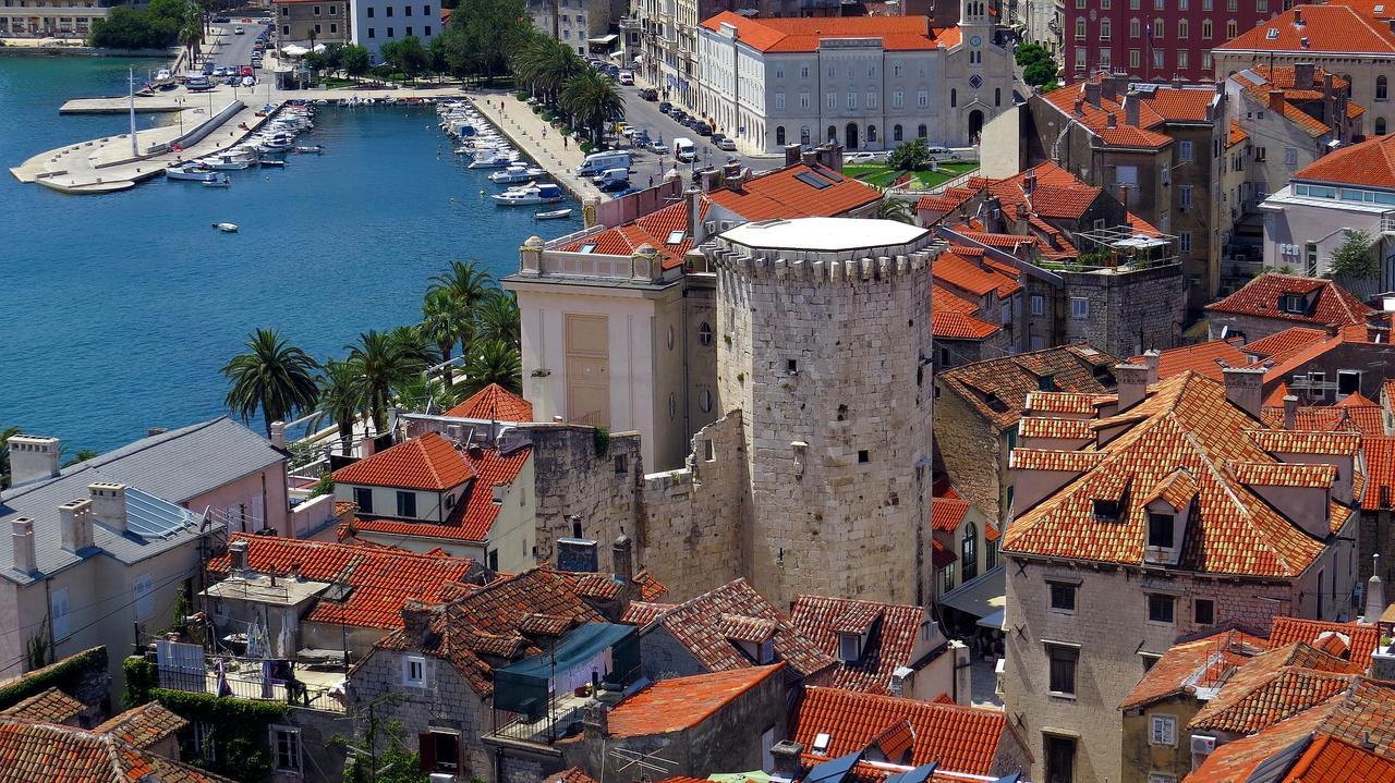 A Quiet Apartment With Balcony In Split Exteriör bild