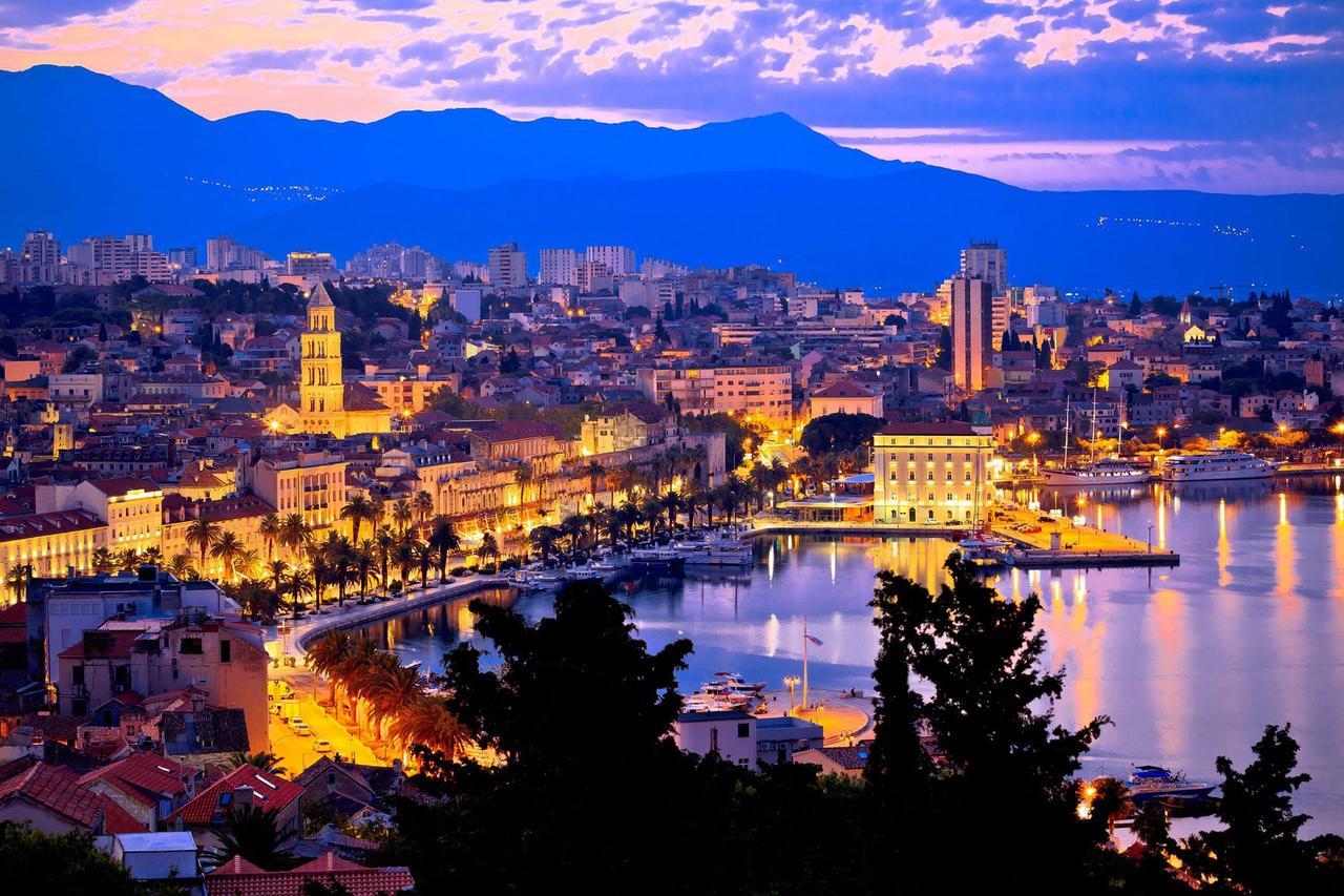 A Quiet Apartment With Balcony In Split Exteriör bild